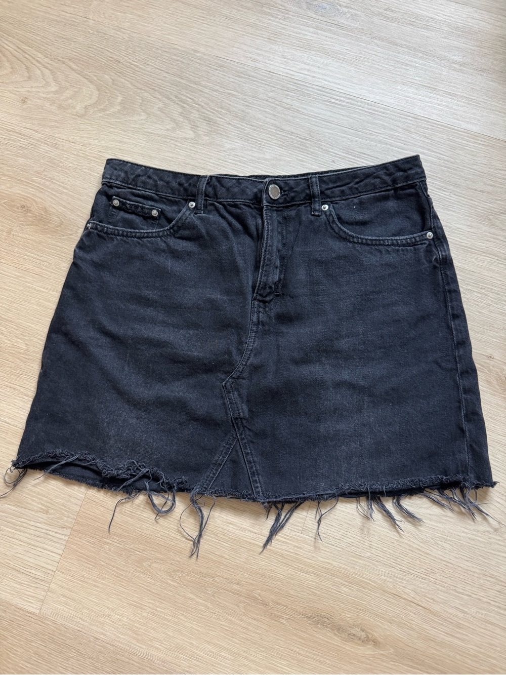 H&M Black Denim Frayed Hem Mini Skirt